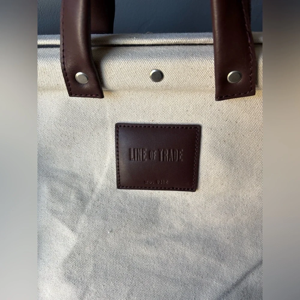 Line of Trade Weekender Bag - Off-White/Brown - Picture 2 of 13